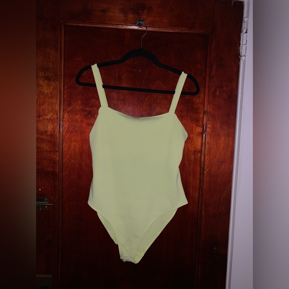 H&M medium lime, green bodysuit